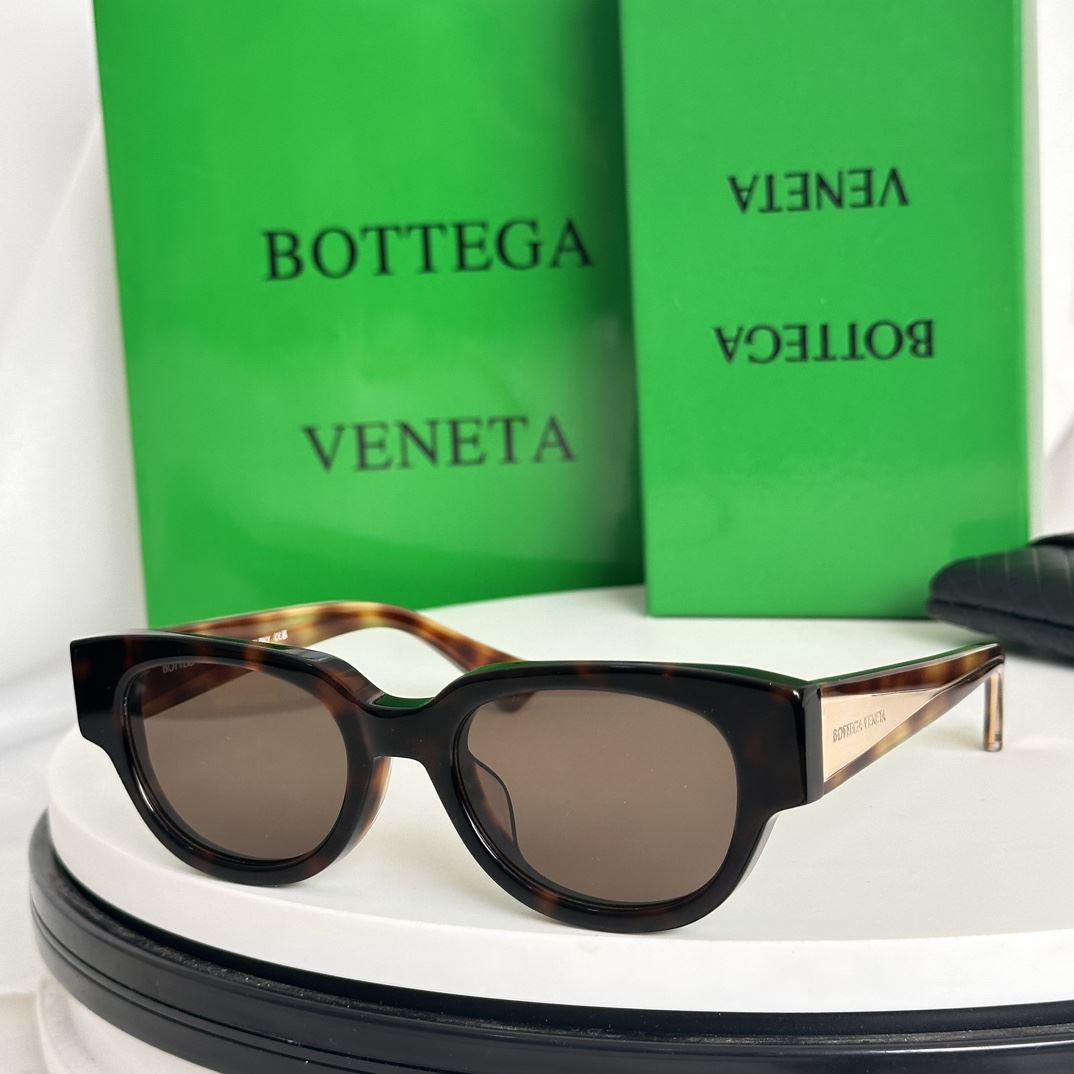 Bottega Veneta Sunglasses